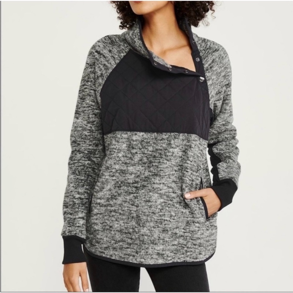 Abercrombie & Fitch asymmetric snap collar quilted fleece pullover size small